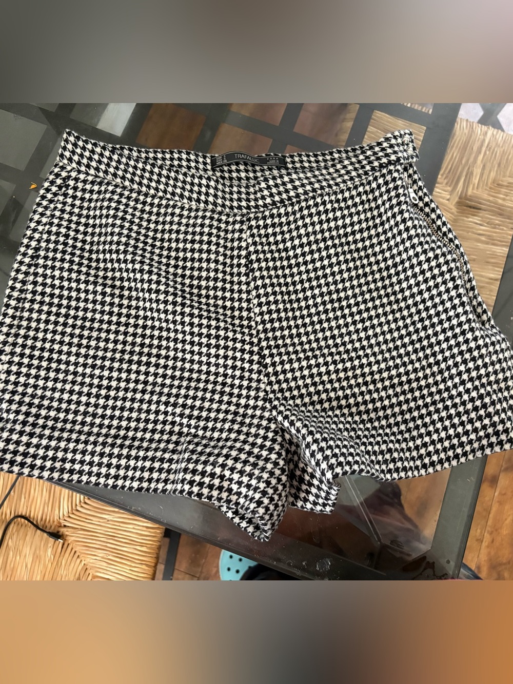 Zara Black and White Houndstooth Women's Shorts